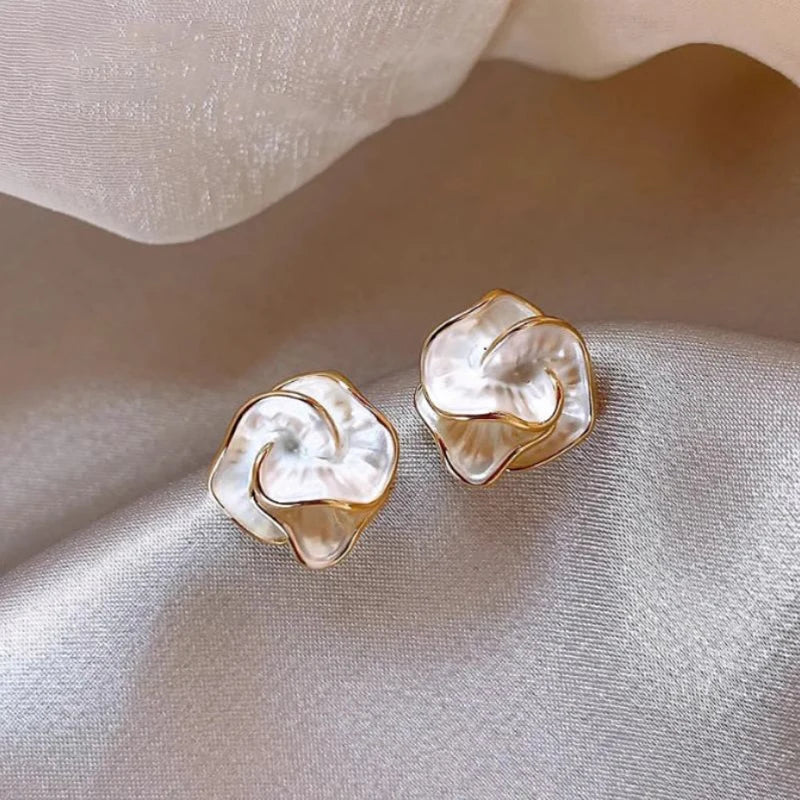 18-Karat Gold Vergoldete Blumen Ohrringe