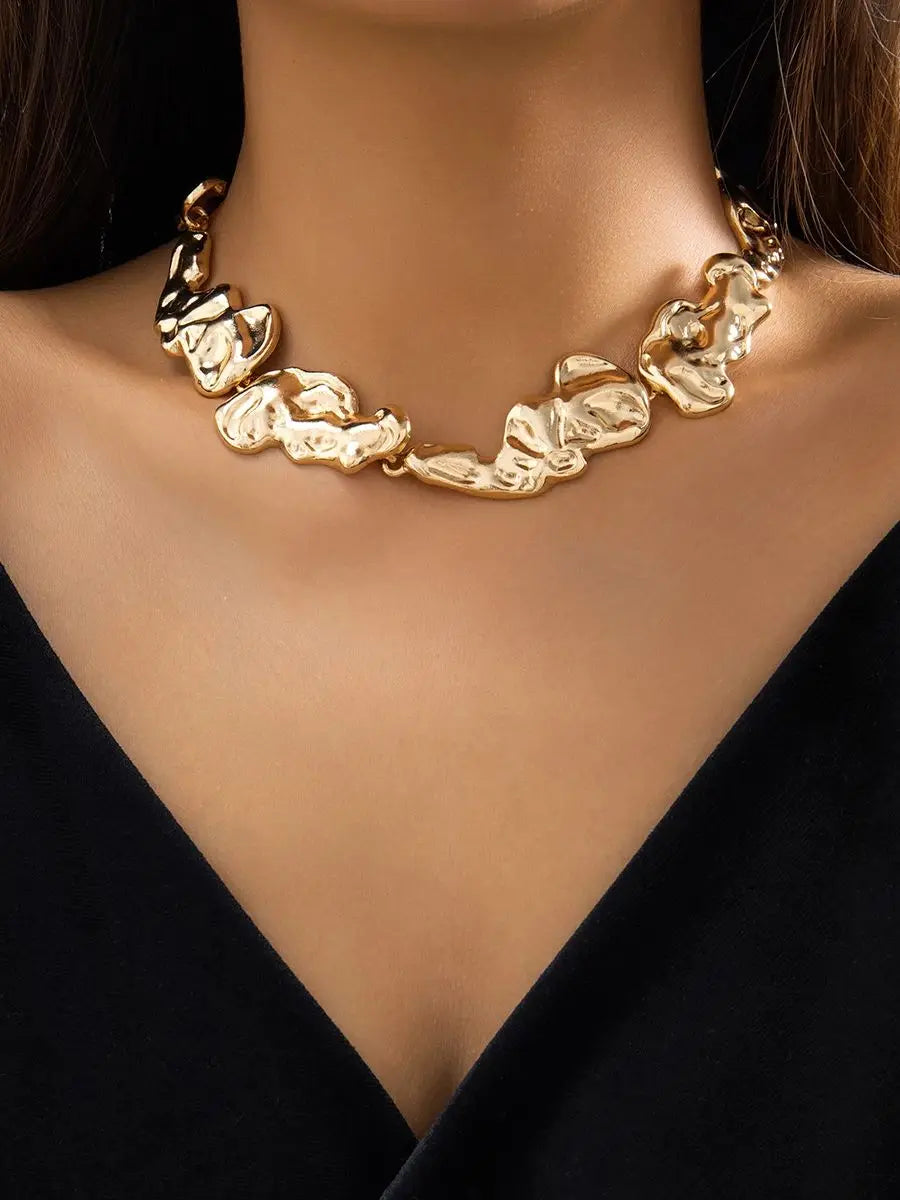 Schwere Kette mit 18 Karat Goldauflage