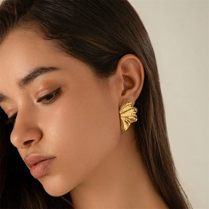 18-Karat Gold Vergoldete Ahornblattform Ohrringe